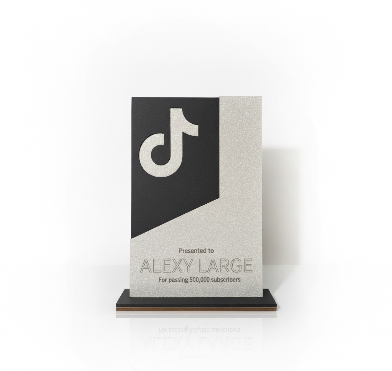 Trophée TikTok Alexy Large 500K